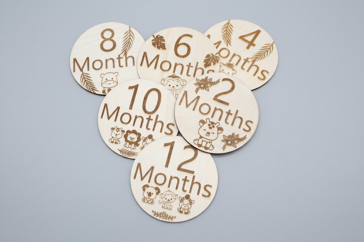 Safari Baby Monthly Milestone Wooden Rounds – First Year Set (6 Discs)