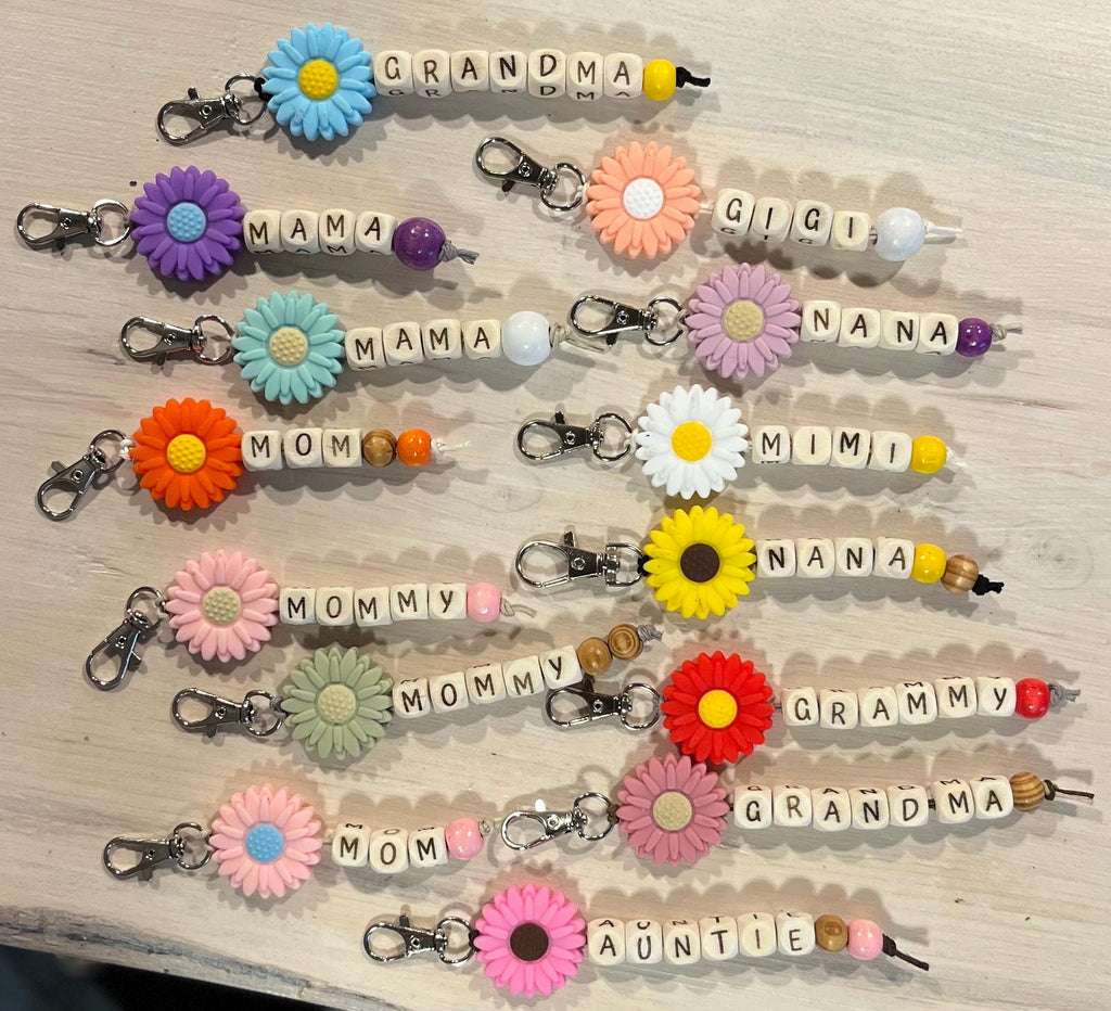 Personalized Silicone Sunflower Keychain with Custom Name Beads