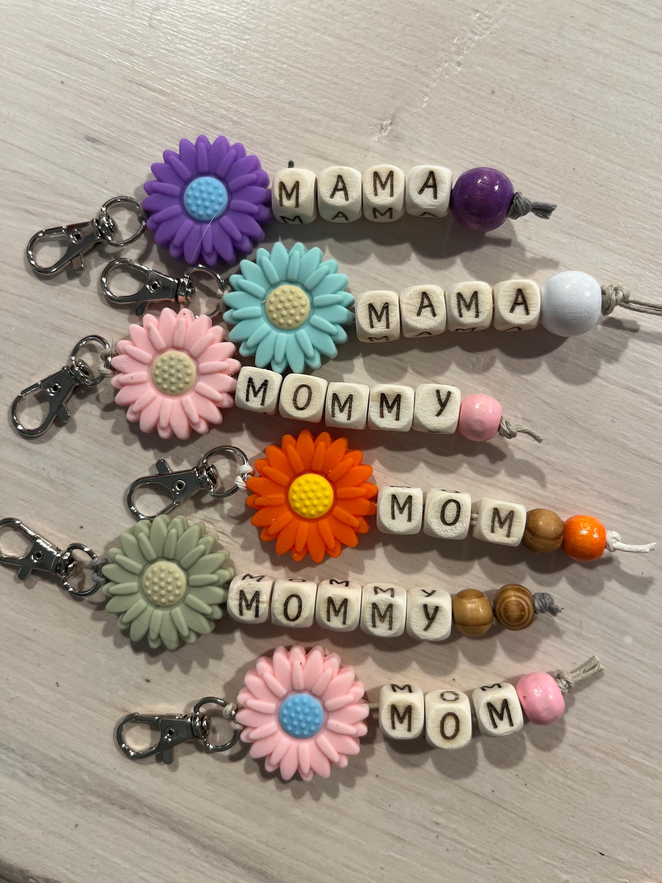 Personalized Silicone Sunflower Keychain with Custom Name Beads