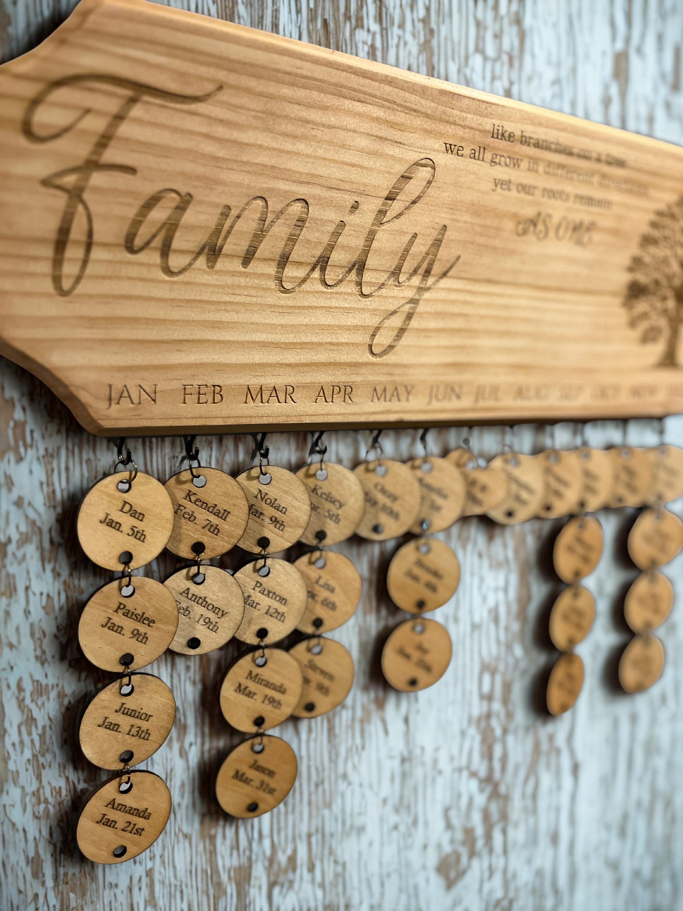 Personalized Wooden Birthday & Anniversary Date Hanger – Custom Family Reminder Board