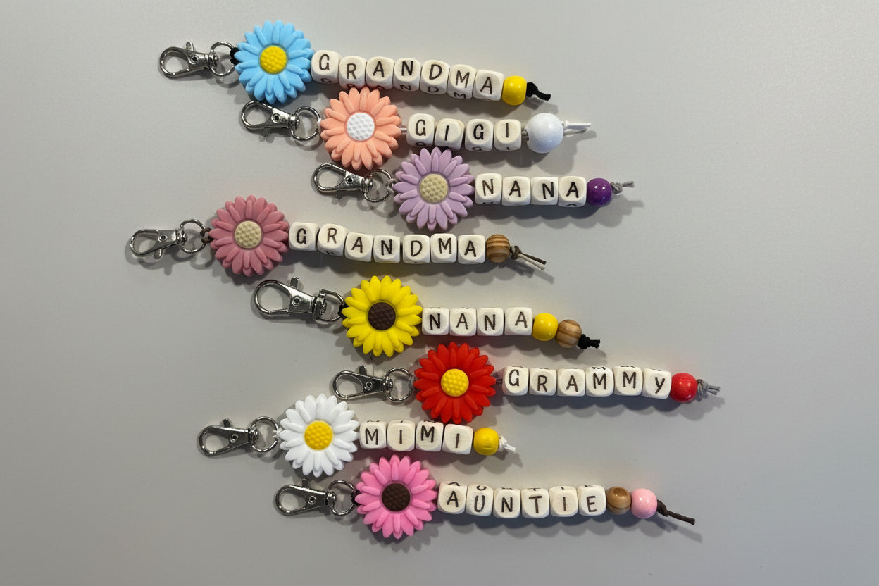 Personalized Silicone Sunflower Keychain with Custom Name Beads